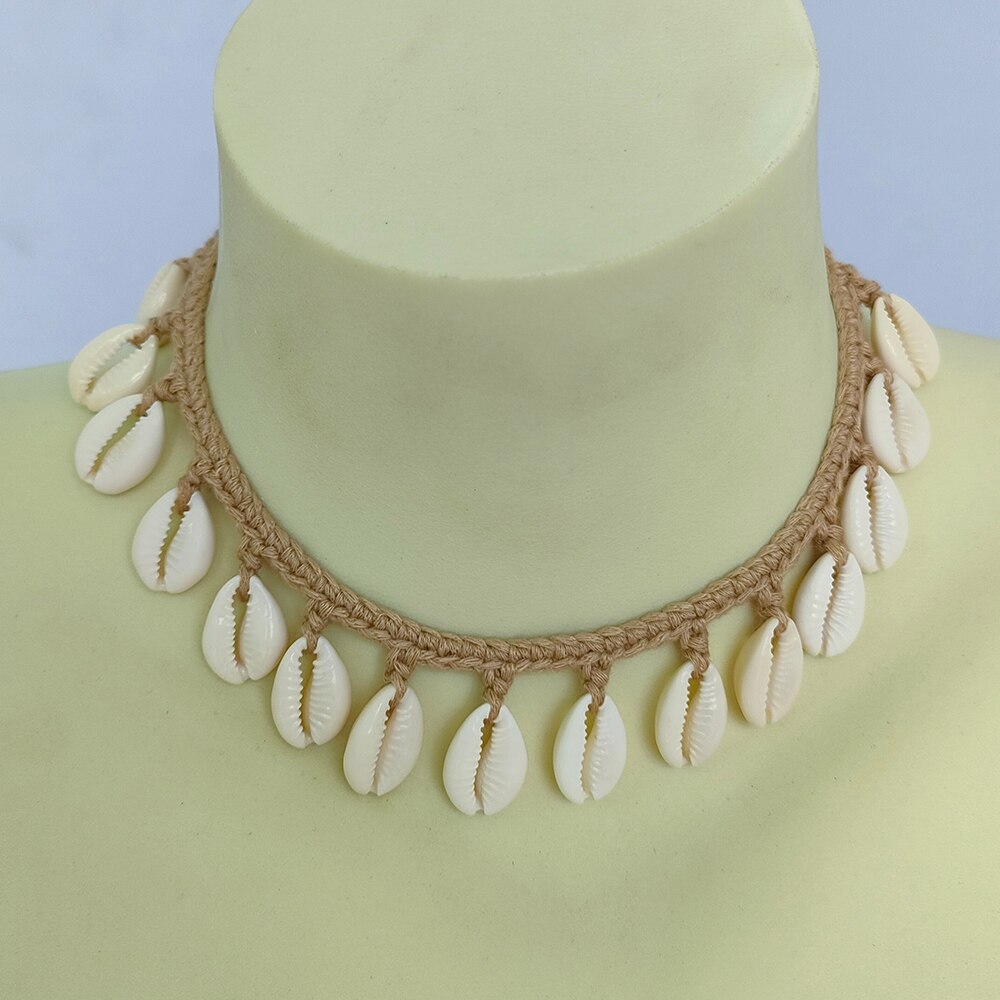 Acquista 2 ottieni il 20% di sconto semplicità ragazza conchiglia collana girocollo Crochet Bohemian Beach nappa collana conchiglia catena per ciondolo donna: khaki