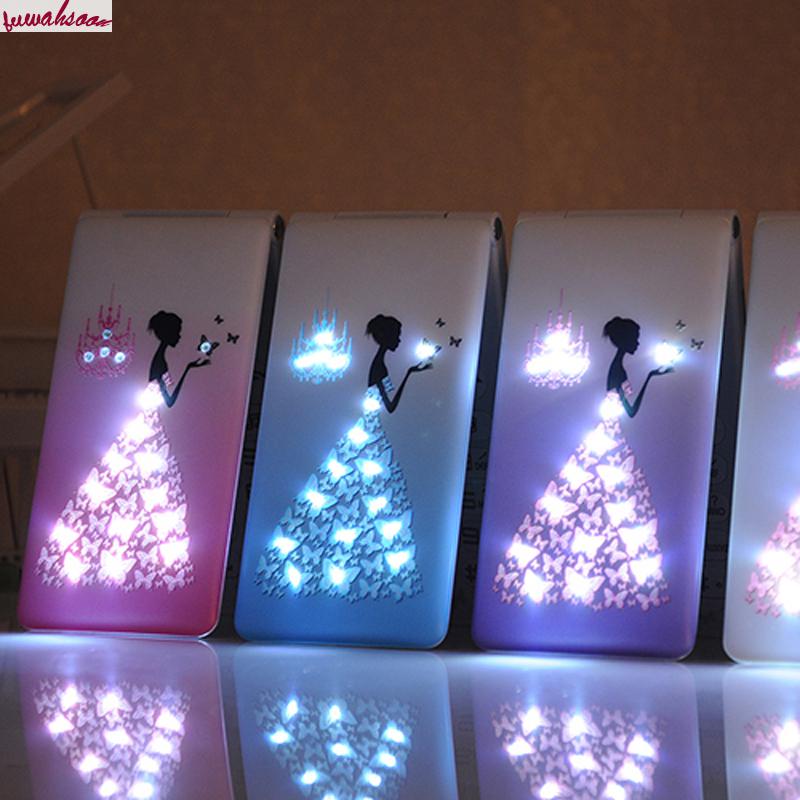 Flip Telefoon D11 Dual Sim 1800Mah Card Vrouwen Meisjes Lady Leuke Led Zaklamp Mobiele Telefoon Kuh Celular Hoofdtelefoon
