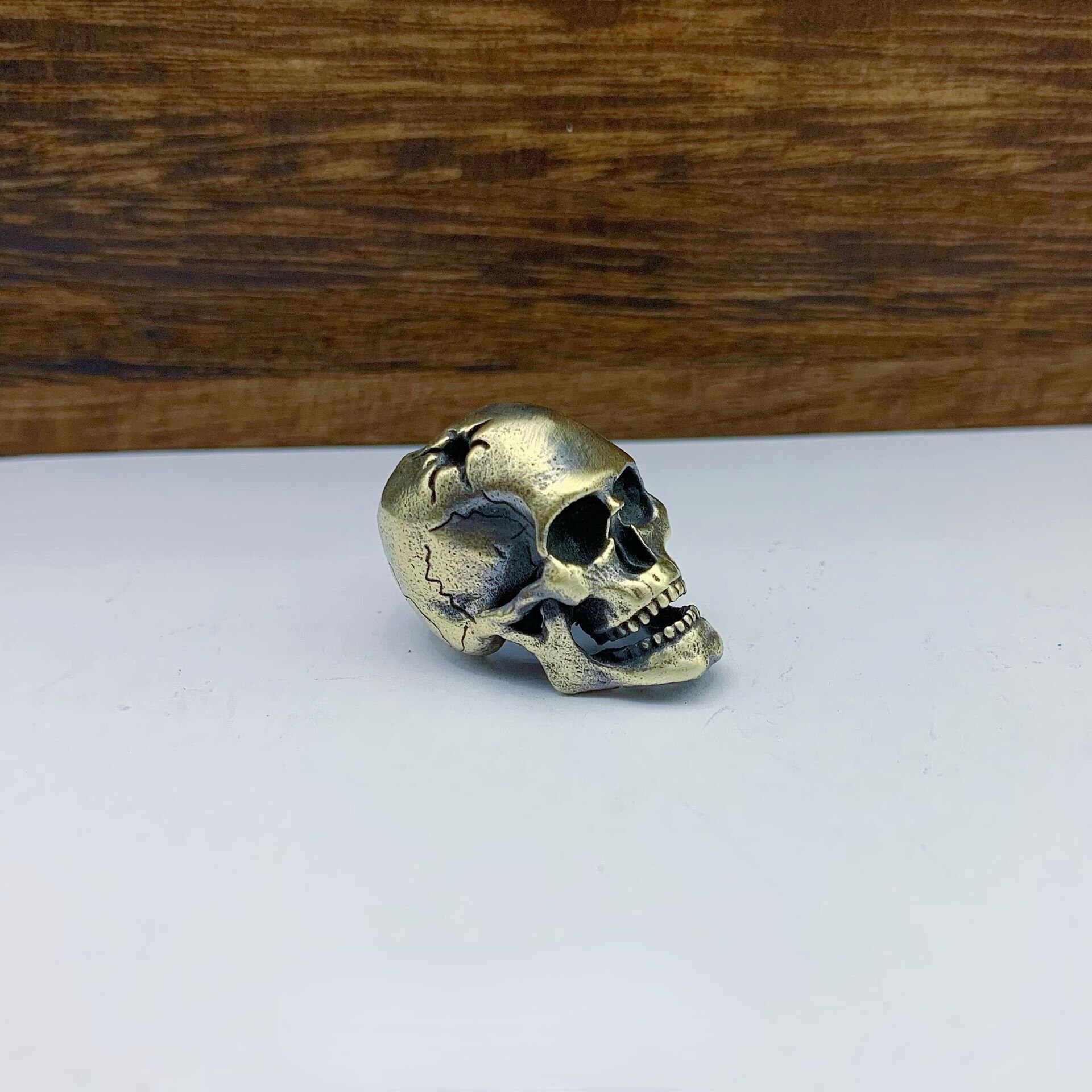 Lanière Porte-clés Paracorde 550 Avec Perle Couteau Et Boule En Laiton Noir