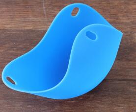1PC oder 4PC Flexibe Silikon Ei Wilderer Pochieren Hülsen Küche Werkzeug Backen Pochiert Tasse Ei Küche Kochen werkzeuge QA 094: Blau