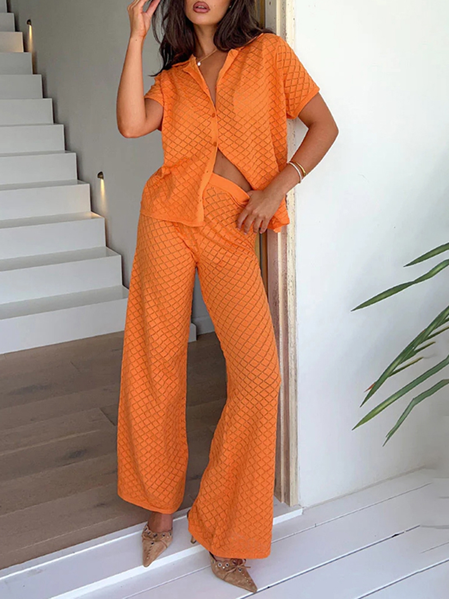 Dame s 2- delt striksæt med reversudskæring, korte ærmer, toppe med knapper + elastisk talje, vide ben, ensfarvet, outfits orange