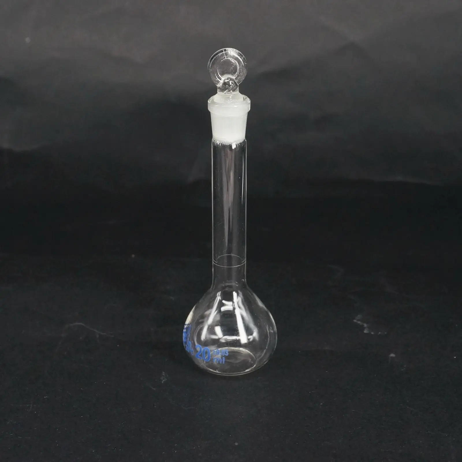 20ml Graduated Labrotary Glass Liquid Volumetric Flask with Glass Stopper