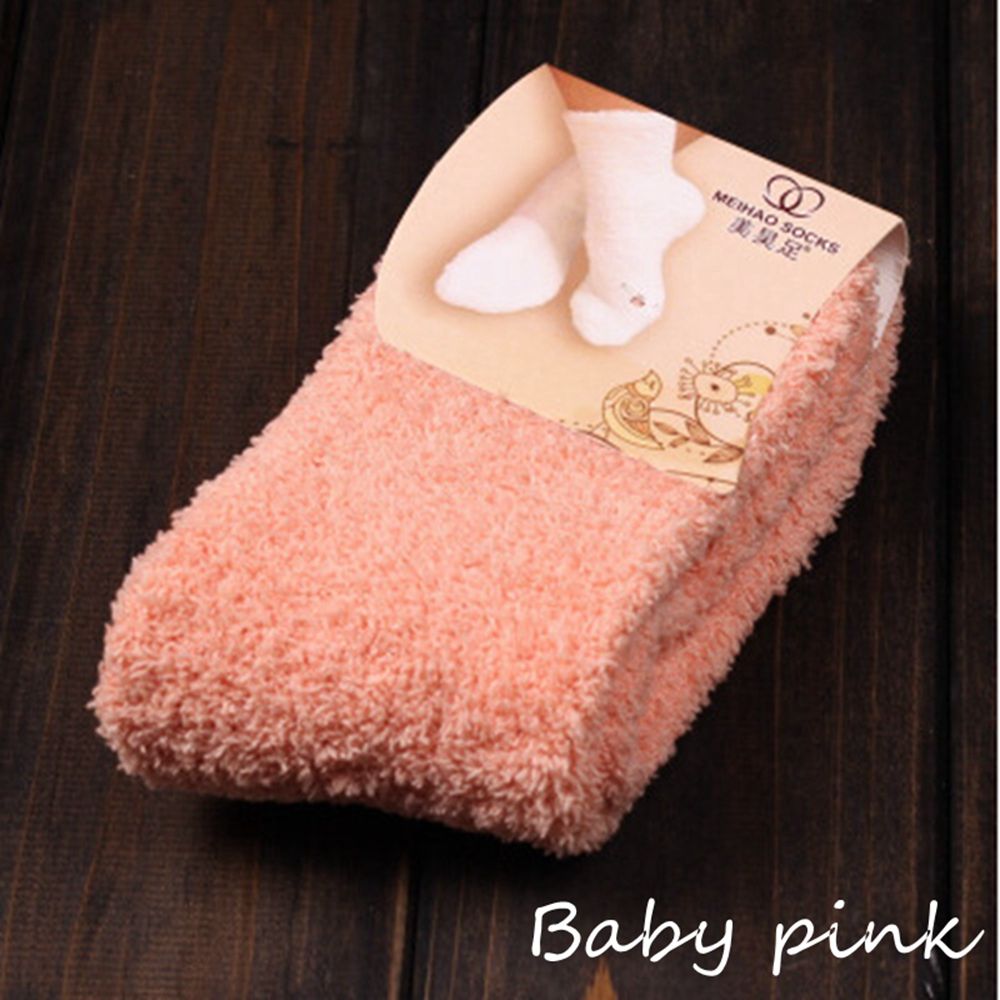 1 paar Winter Herfst Warm Casual Candy Kleur Womens Lady Dikke Coral Fleece Slipper Korte Sokken Fuzzy Kousen Effen sok: baby pink