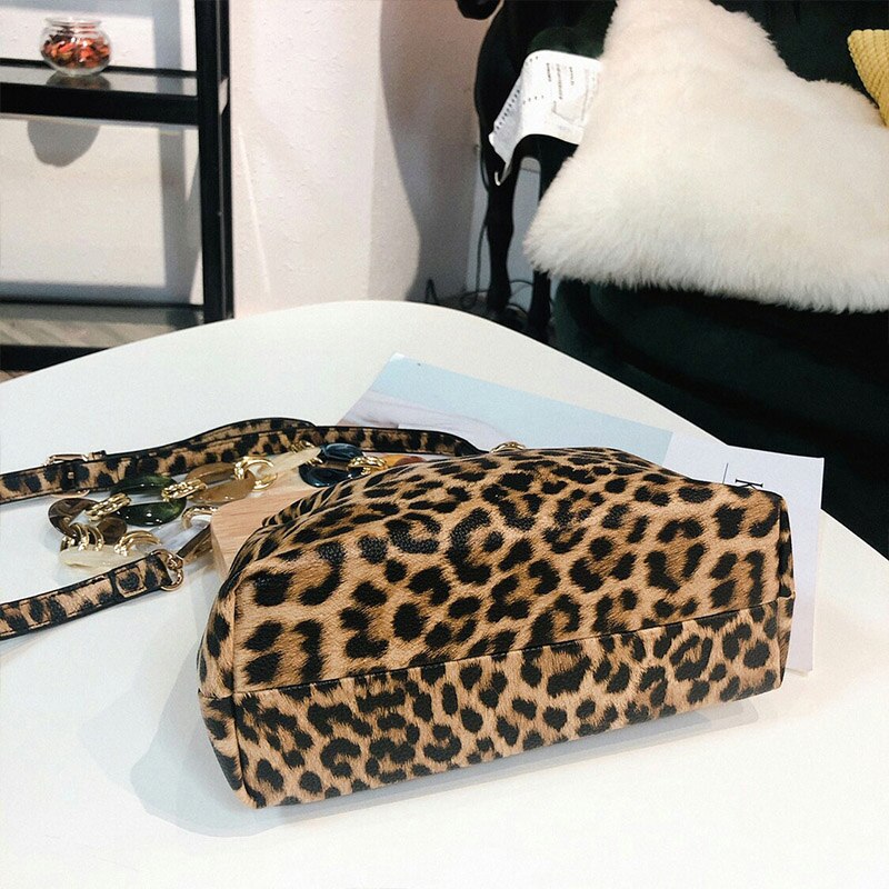 Klamerka damska torba na ramię akrylowa Chian damska torebka Kisslock kobieta twarda obudowa Crossbody torby dla kobiet 2020 nowy