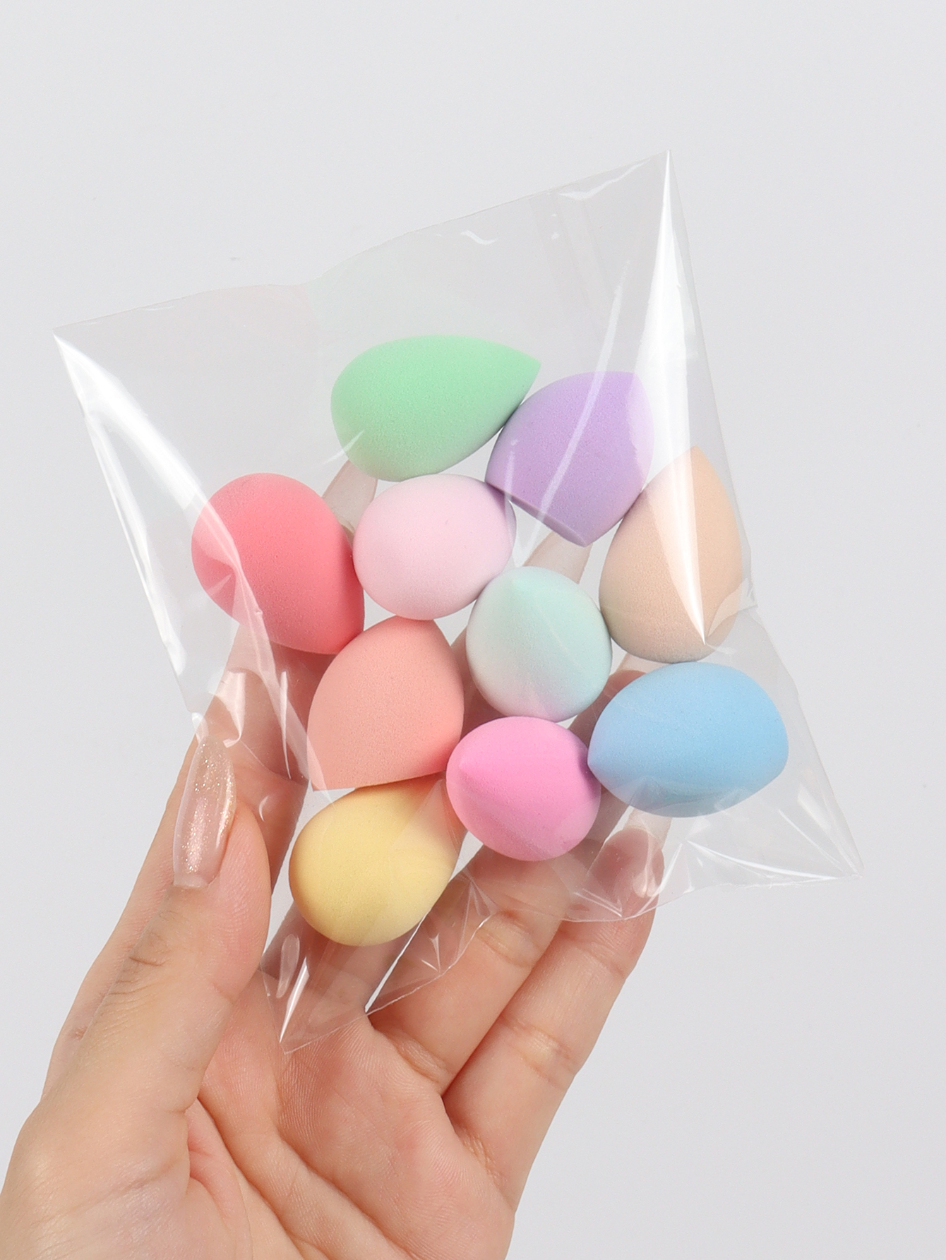 Mini Random make-up eieren 10-20-50-100 pack. Willekeurige kleur en vorm, meerkleurige make-upspons, foundation gemengde schoonheidsspons, L: MULTICOLOR