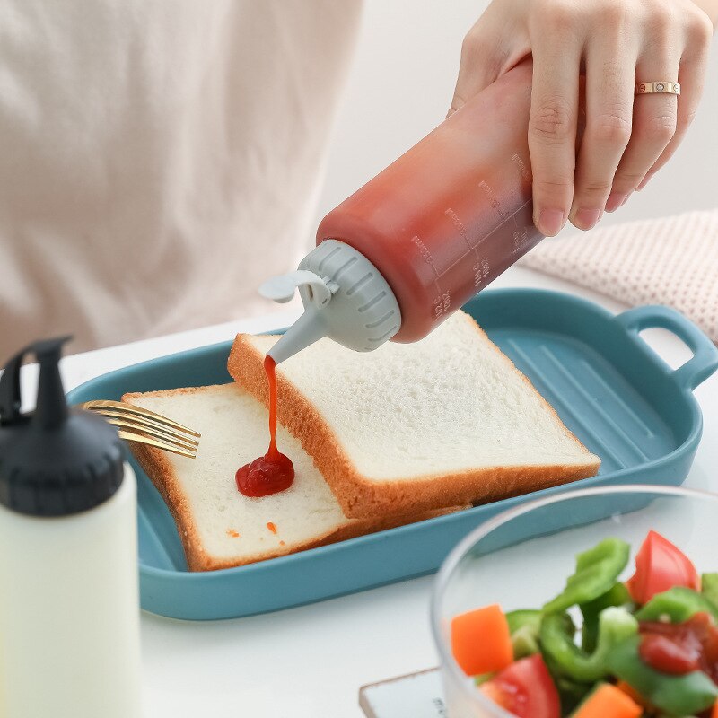 175/350ML Squeeze Condiment Bottles Oil Can Sealing Cap Seasoning Jar Salad Sauce Bottles Ketchup Bottle Kitchen Supplies