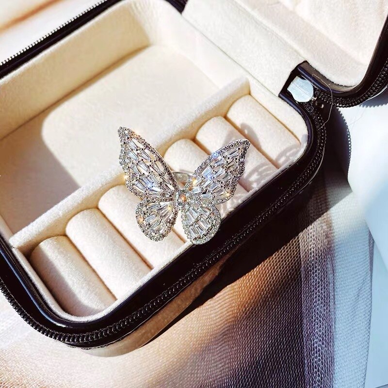 Luxury Female White Adjustable Ring Charm Silver Color Animal Wedding Rings For Women Cute Bridal Big Butterfly Engagement Ring