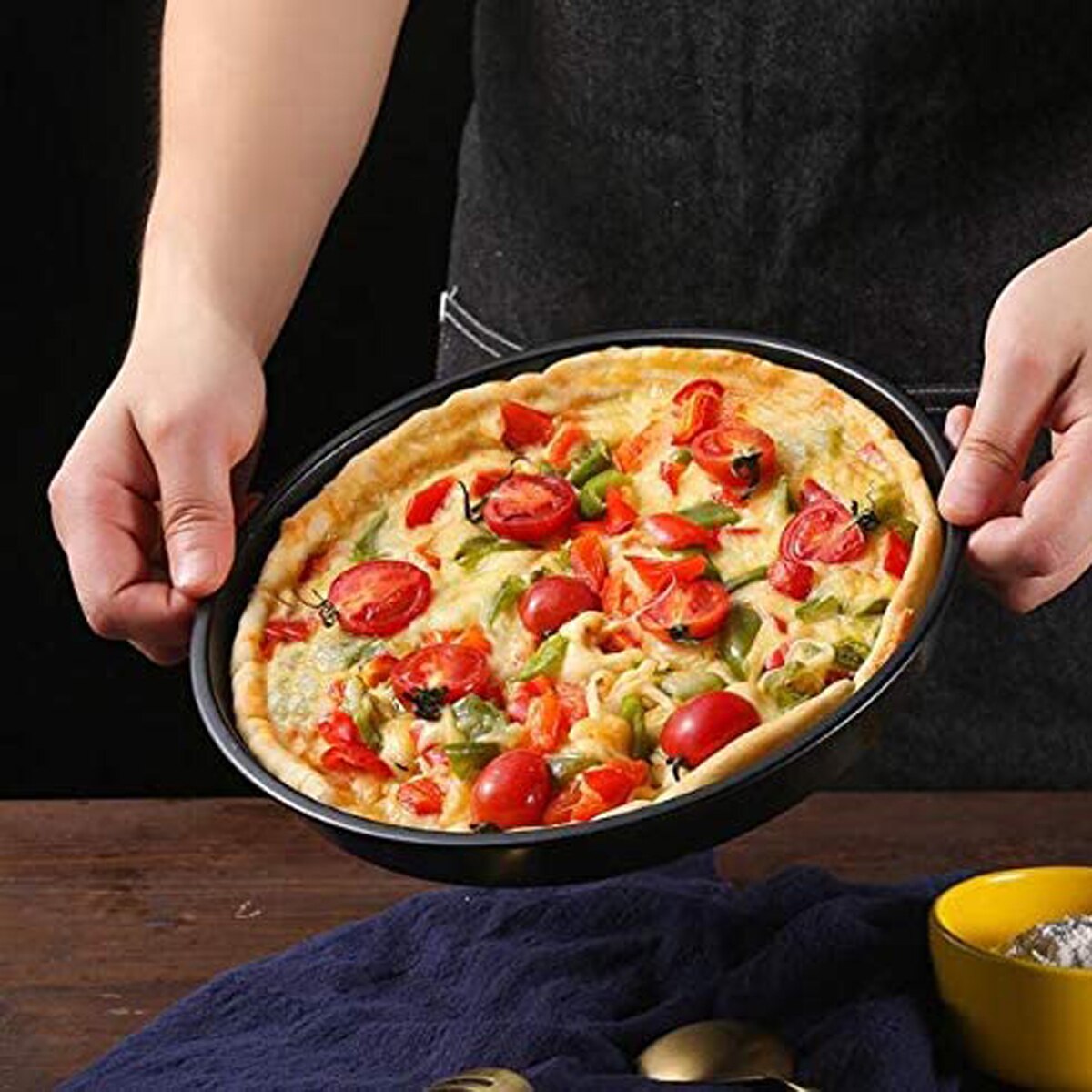 Ronde pizzaplaat 6 inch / 8 inch / 9 inch pizzavorm van koolstofstaal antiaanbaklaag ronde bakplaat oven- en vaatwasserbestendige pizzapan