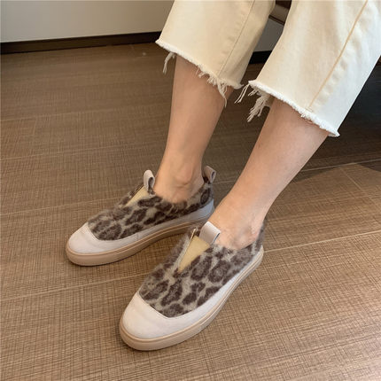 Leopard ull skor kvinnlig höst och vinter tjock botten casual plus sammet en fot böna böna lata skor