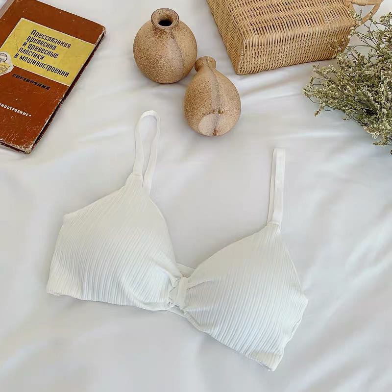 sexy beauty without steel ring knitted underwear wrapped chest small chest gathered bra lingerie triangle cup tube top: White