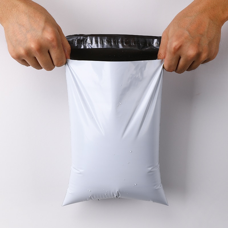 100Pcs Samll Courier Bags White Self-seal Adhesive Storage Bags Plastic Poly Envelope Mailer Postal Mailing Bag Customizing logo