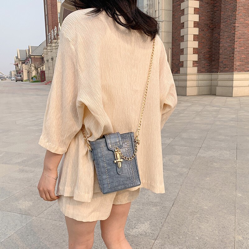 spring European and American style crocodile pattern chain bucket bag simple shoulder messenger PU female bag