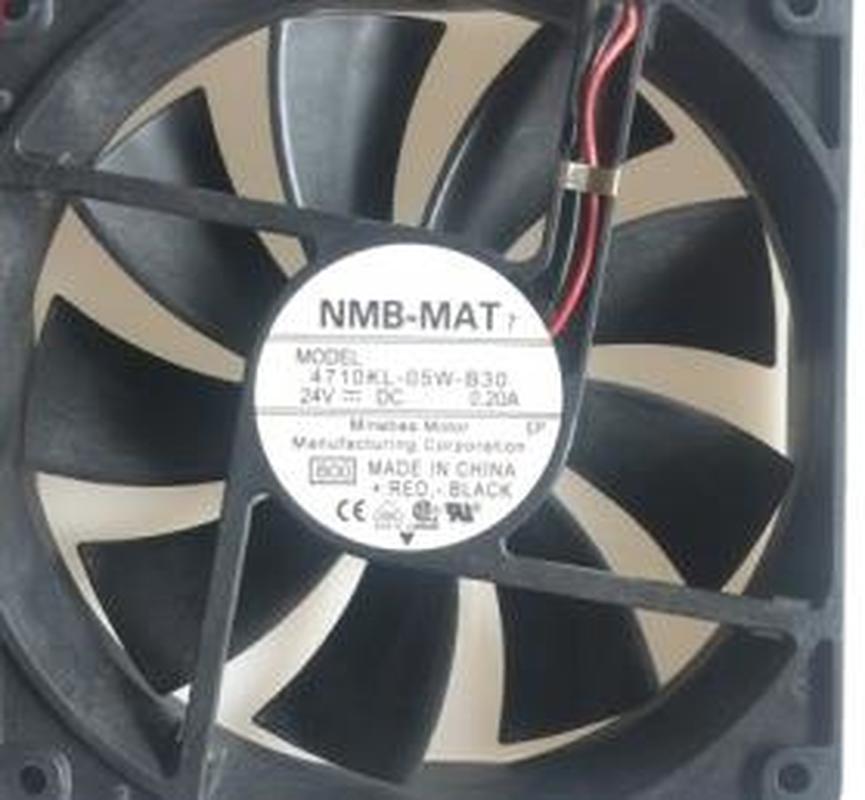 Ventola Di Raffreddamento NMB 4715KL-05W-B39 120x120x38mm 24V DC 3 Pin - Nuova