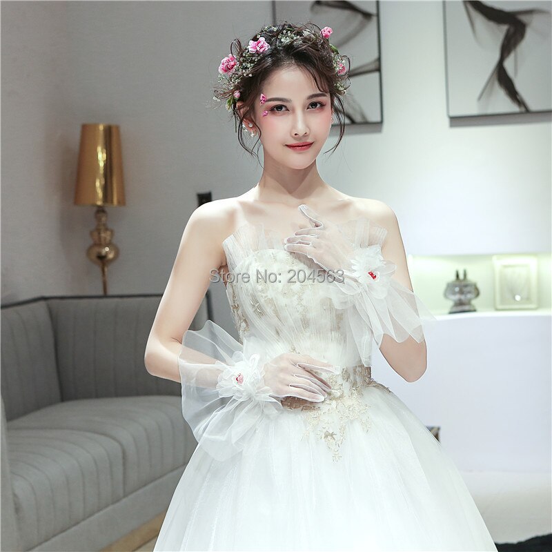 Romantic Wedding Party Finger Gloves Short Bridal Gloves with Red Beads