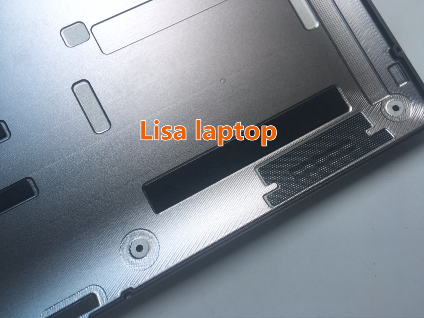 Pannello Inferiore In Metallo Per Dell XPS 15 (9550/9560) E Precision 15 (5510/5520) – Nuovo Originale