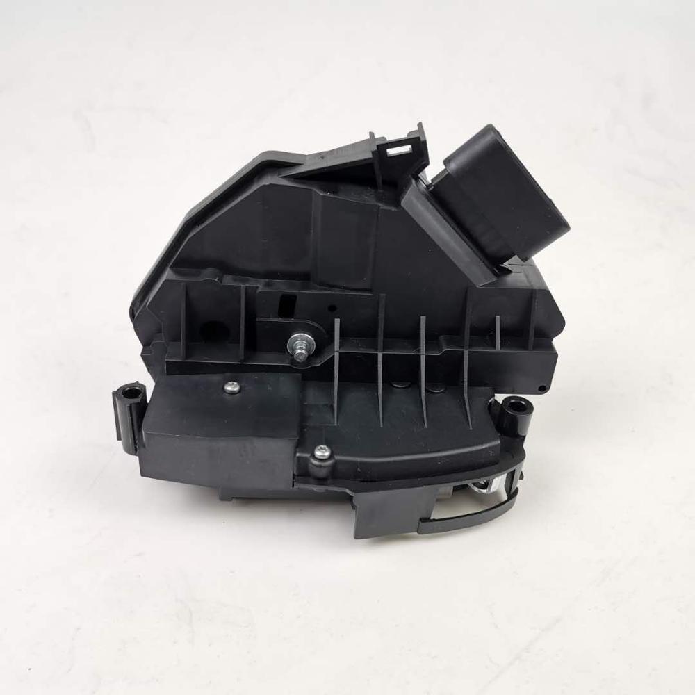 Deurslotaandrijving 31349858 31349860 31349864 31349868 Voor Volvo V60 S60: Front Right 5pin