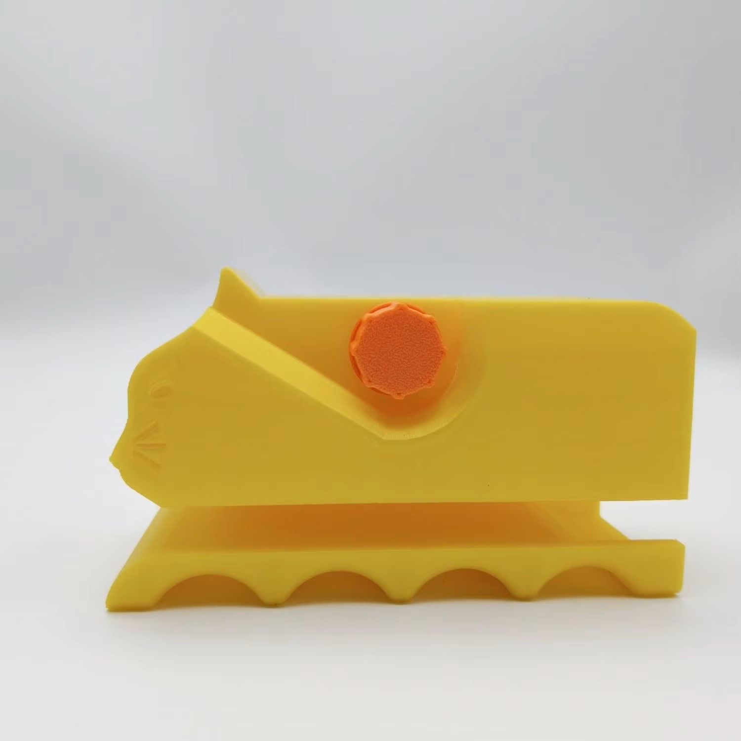 Cardboard Cutter for Cat Scratching Board 3D Printed Card Board Cutter Box Cardboard Tool Handheld Cardboard Scratcher: Yellow