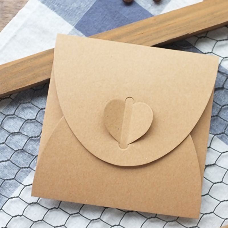 Funda de Papel Kraft con forma de corazón para , bolsa de embalaje para CD, discos, DVD, L29K, 13x13cm, 50 Uds.
