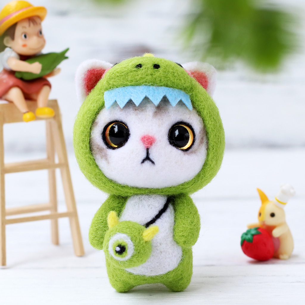 Needle Felting Kit for Beginners DIY Handmade Craft Kits for Adults Embellisher Needles/Felting Needles Animals Cat