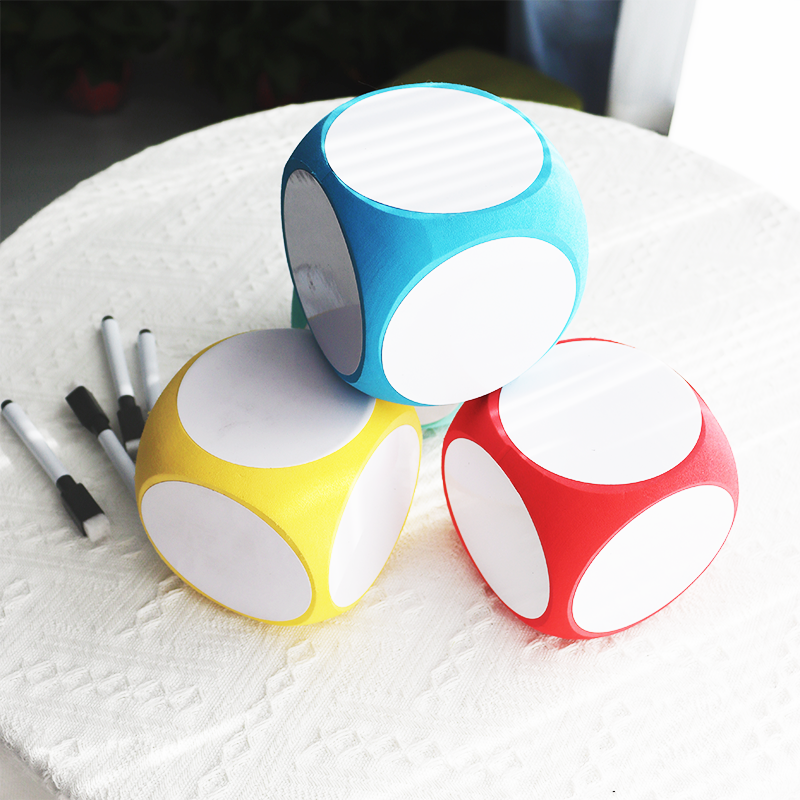 Cube Effaçable à Sec de 4x4 Pouces pour la Pratique des Mathématiques, Écriture de Tableau Blanc Répétable