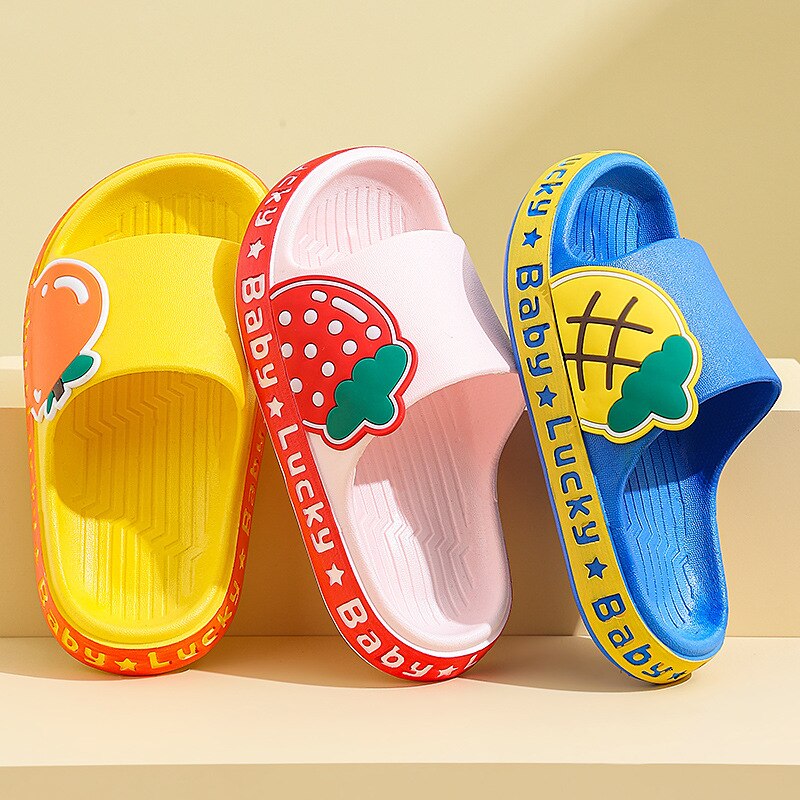 2022 Zomer Kinderen Schoenen Aardbei Meisjes Slippers Non-Slip Sandalen Voor Jongens Indoor Peuter Grappige Slippers Kinderen Slippers