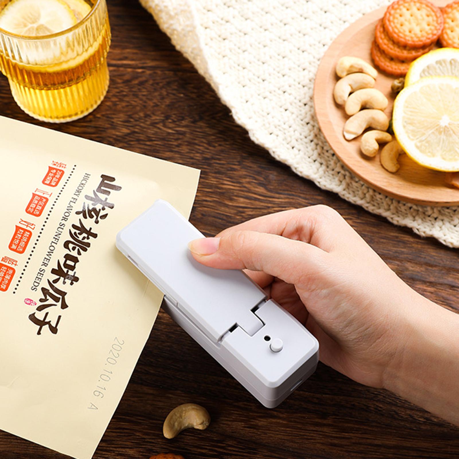 1pc Portable Mini Household Welding Machine USB Charging Sealer Packing Sealer Capper Plastic Bag Sealer