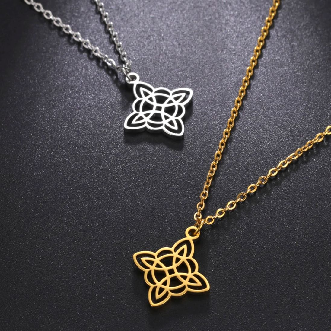 Clásico collar de nudo de bruja la Trinidad de la Media Luna masculina y femenina une amuleto de buena suerte joyas de acero inoxidable Amuleto de protección celta navideños de año