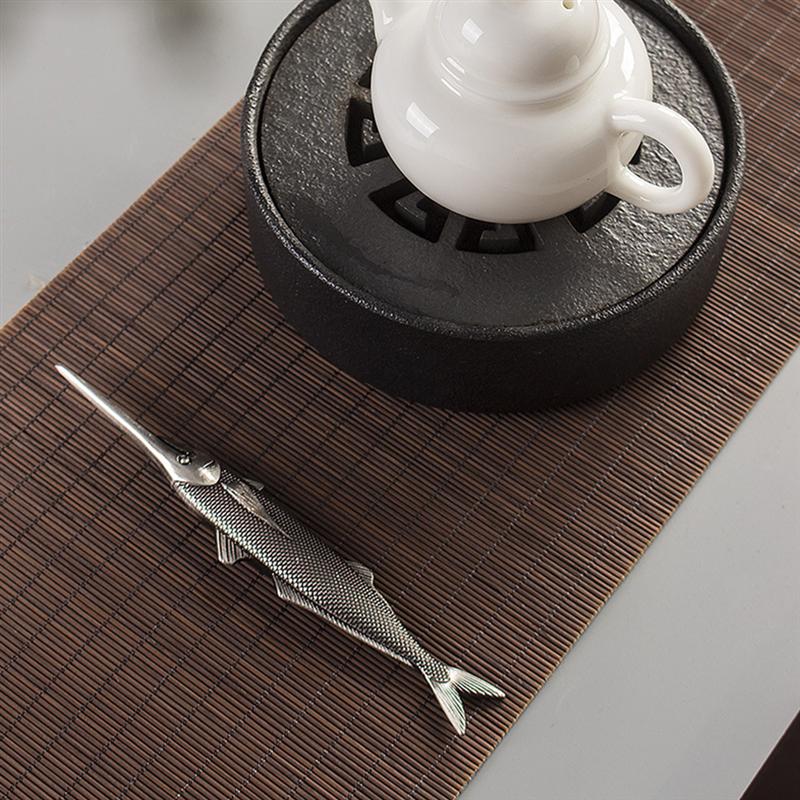 Aguja de té en forma de pez, de aleación de Pu'Er, cuchillos de té, aguja, selección de hielo, herramienta de selección de pastel de Casa de Té para (Color aleatorio), 1 ud.