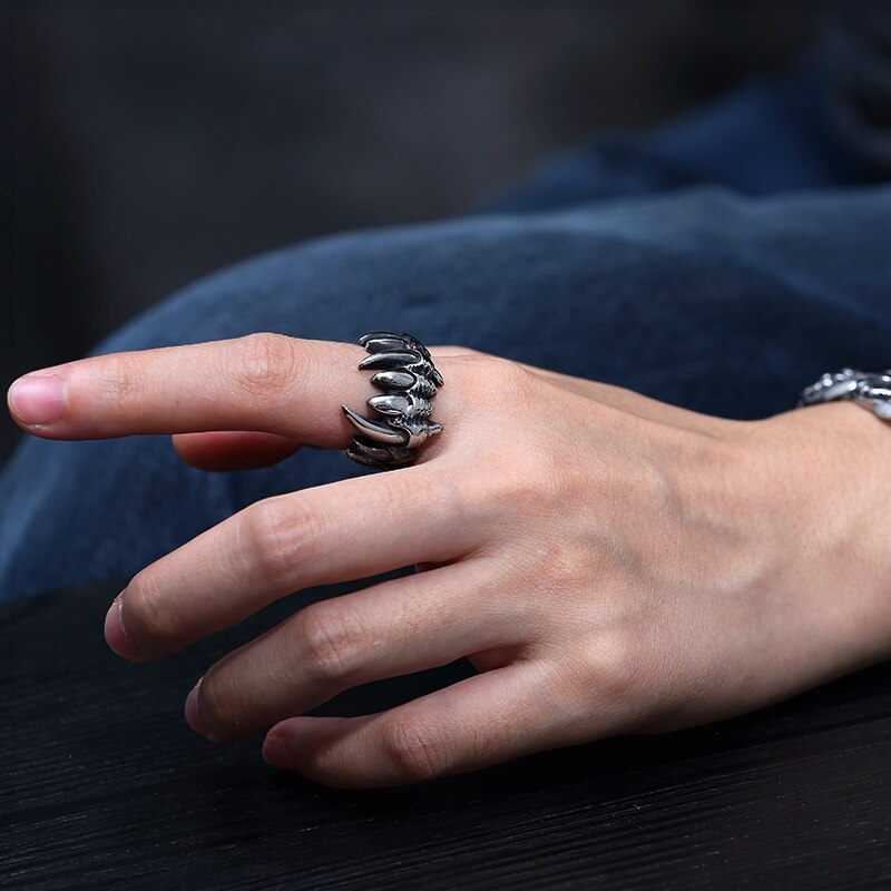 Unieke Beast Tanden Ring Mannen 316L Rvs Punk Biker Ringen Cool Gothic Devil Tanden Ringen Mannelijke Sieraden Cadeau