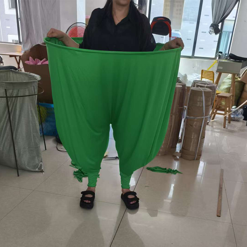 Granny Pants Yard Game Set Family Giant Outdoor Party Game Parent Child Throwing Adult Group Yard Activity Prop Game Costume
