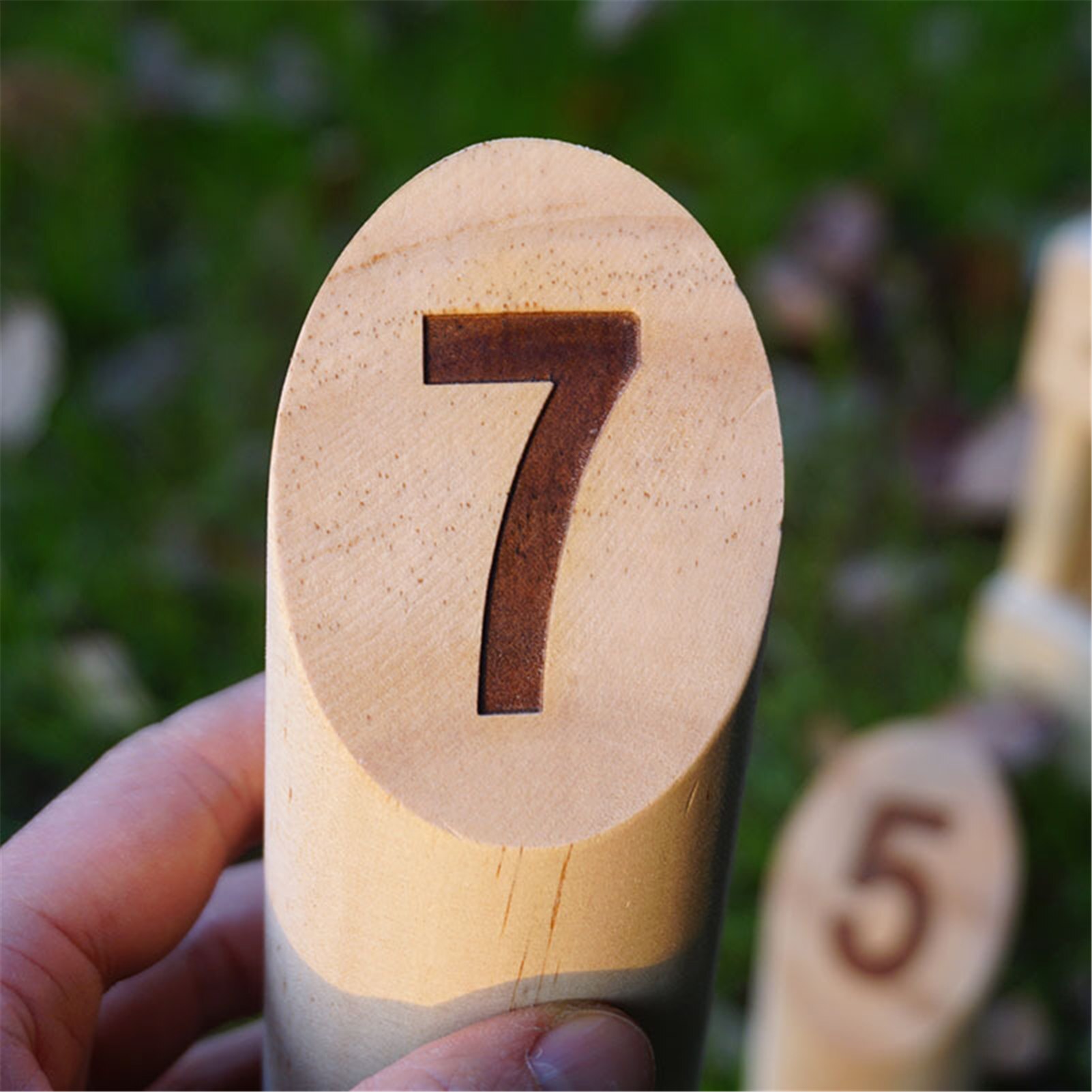 Holzwurfspiel-set mit zahlenblöcken, lustiges spielzeug für draußen, unterhaltung zu hause, hohes holz, rasenbowling-ähnliches spiel