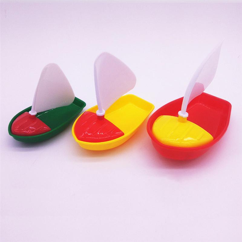 1 Set 3 Stuks Mini Plastic Zeilboot Speelgoed Kinderen Bad Speelgoed Bad Speelgoed Voor Kinderen Todders Kinderen (Diverse kleur)