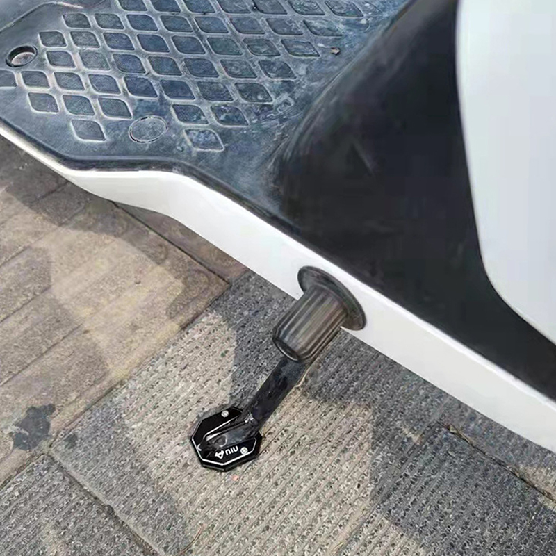 Verlengstuk voor scooter- en motorfietsstandaard - antislip, vergrote basisplaat voor ondersteuning en stabiliteit van de zijstandaard van de fiets.
