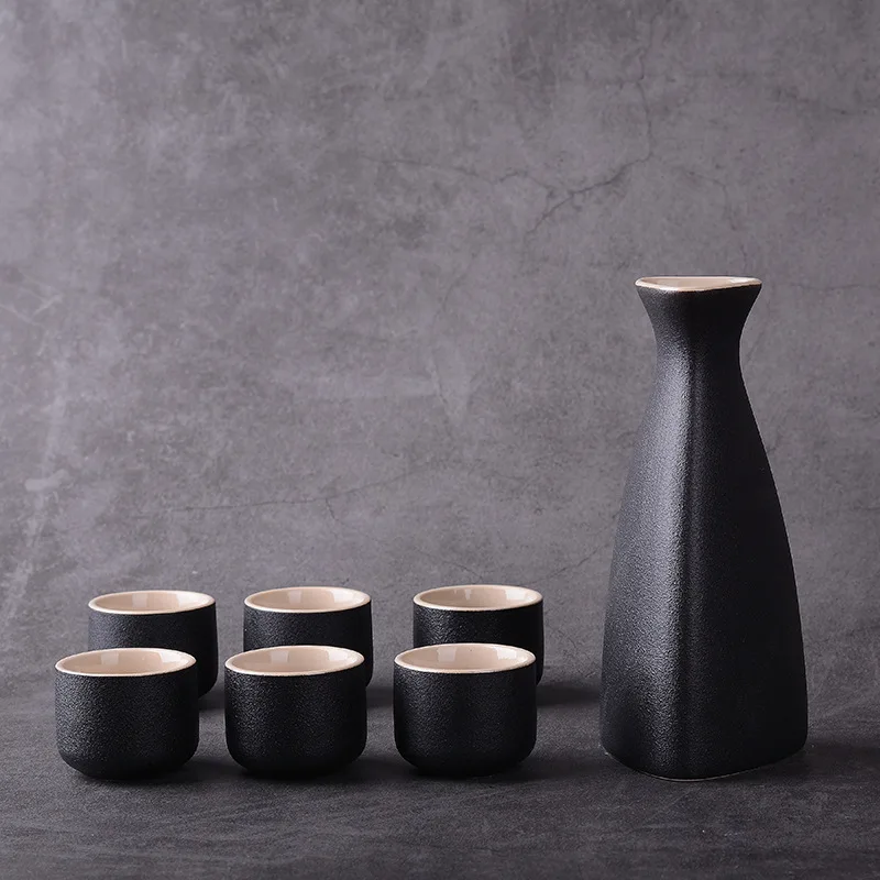 Bestselgende japansk keramisk sake-koppsett svart steintøy vinflaske vinflaskekopp 7 stk/sett: Svart