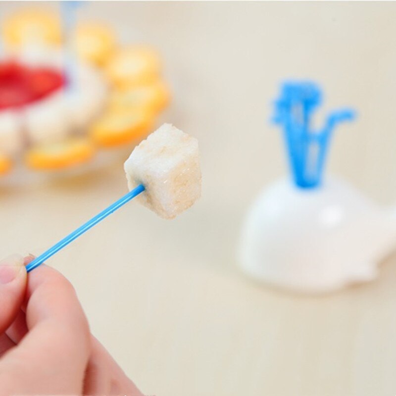 16 Stks/set Leuke Witte Walvis Fruit Vork Mini Snack Cake Dessert Fruit Pick Tandenstoker Fruit Groente Gereedschap Party Thuis decor