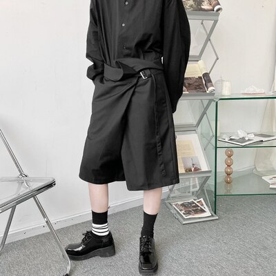Vent sombre, petite foule, asymétrique déstructurées en short, coiffeur, à jambes larges pantalons décontracté pantalons Capri