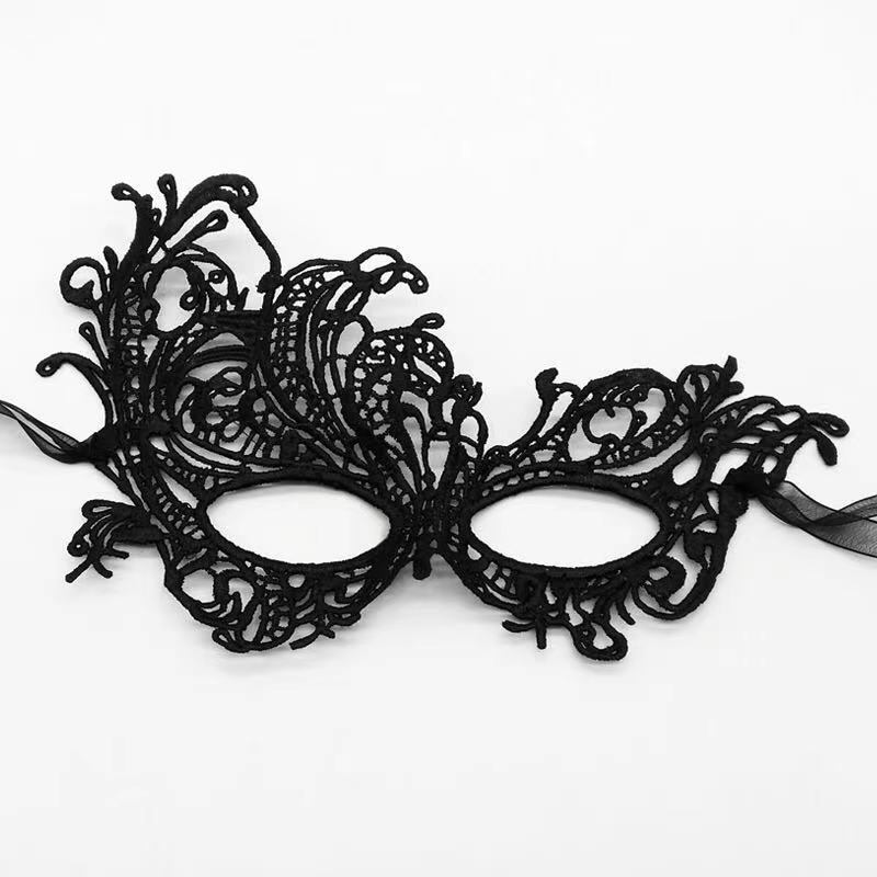 Women Gothic Lace Mask Cosplay Halloween Party Carnival Sexy Lady Costumes Half Face Animal Role Playing Masques For Girls: GRAY
