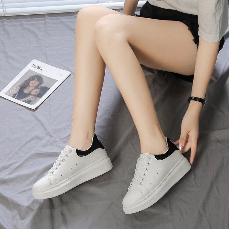 Zapatos de punta redonda para mujer, zuecos de plataforma, zapatillas informales combinables, vestido de verano, Creepers cruzados,