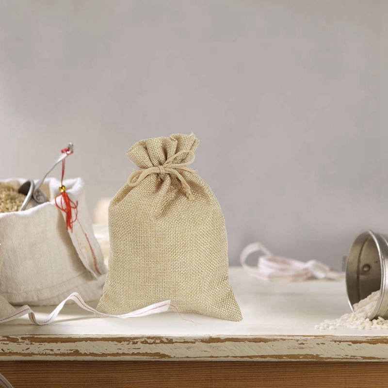 100 Pcs 5X7 Inch Burlap Bags with Drawstring Jute Drawstring Bags for Party Favors Wedding Party Favor &