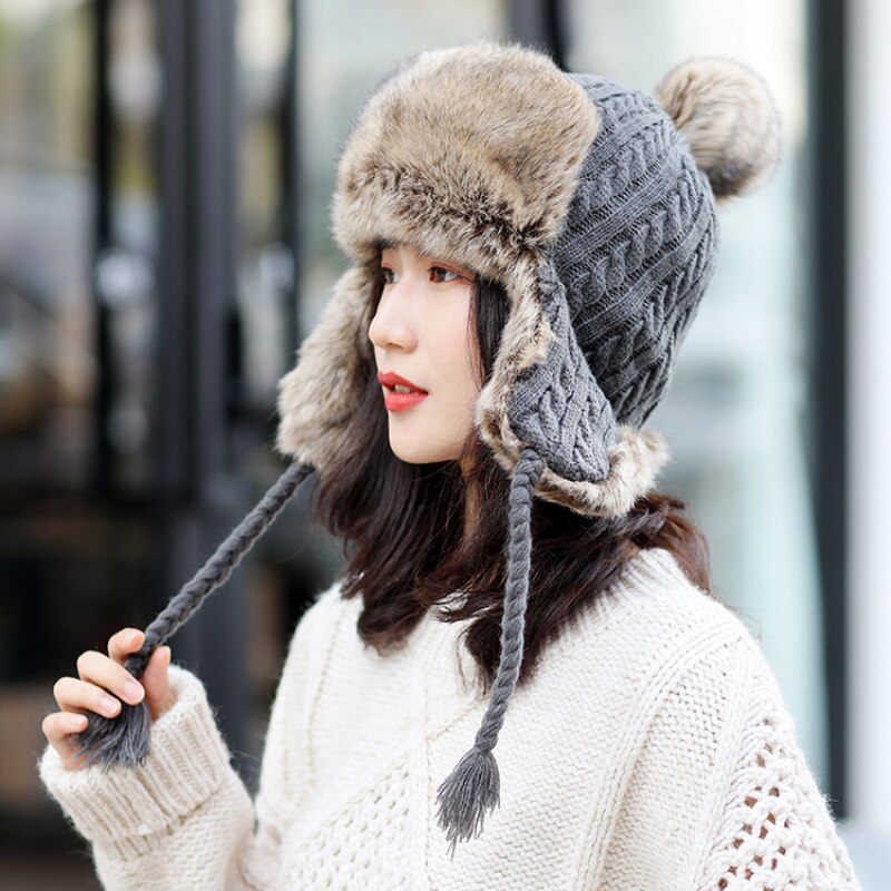 Chapeaux d'hiver Pompon Haute Qualité Hiver Bonnet Tricoté Chapeau Femme  Skullies Caps Blanc : : Mode