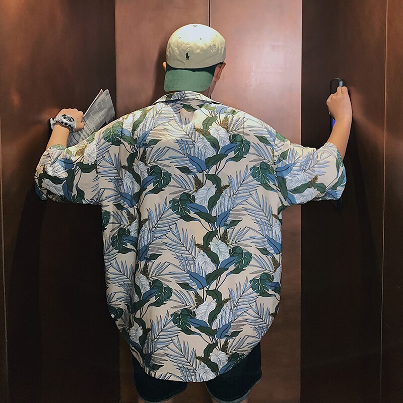 Läsbar blommig skjorta herr herr koreansk kortärmad skjorta herr hawaiianska skjortor lediga lösa kläder herr oversize