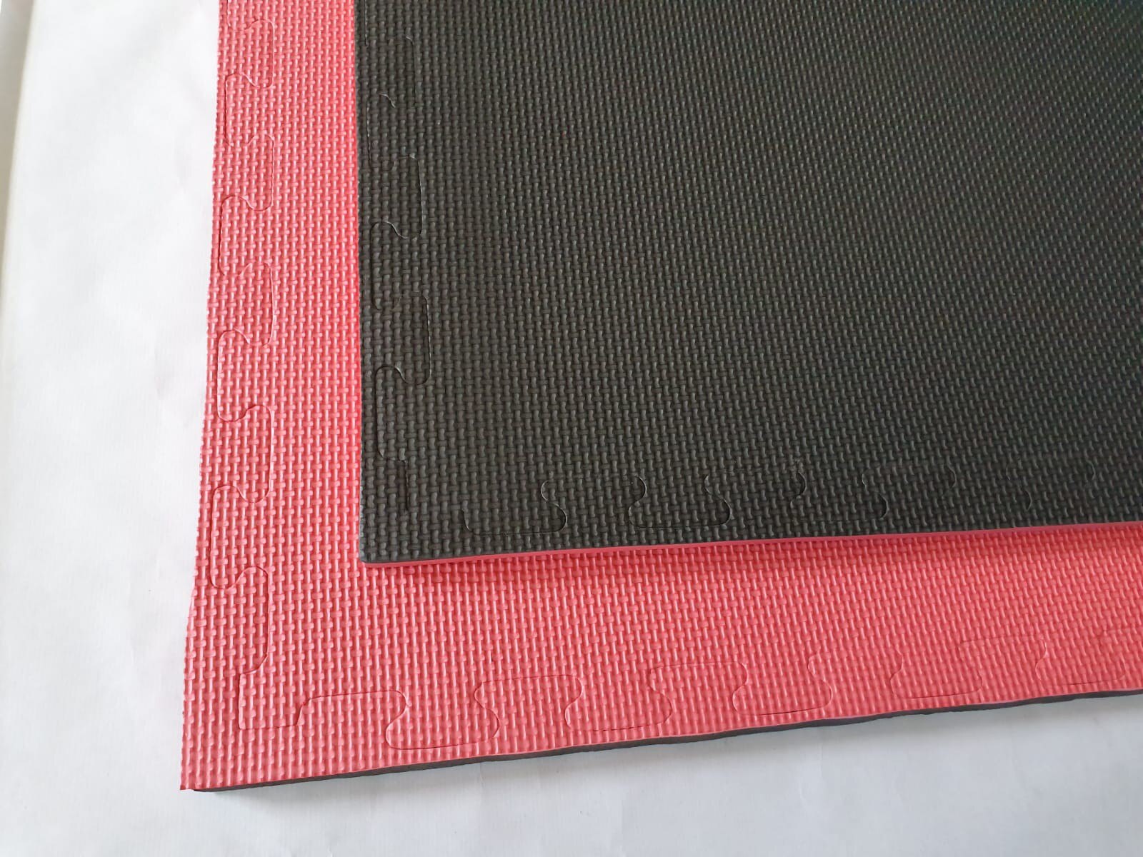 Tatami PUZZLE 1x1m y 2 cmTatami-puzzle-negro-rojo