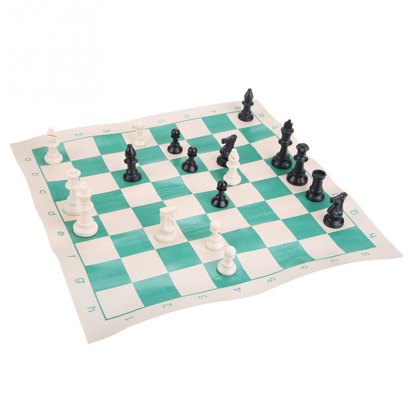 1 satz Antike Kunststoff Internationalen Schach einstellen Mini Tragbare Falten Schachbrett und Tasche Klassische Camping Spiel Spielzeug Art