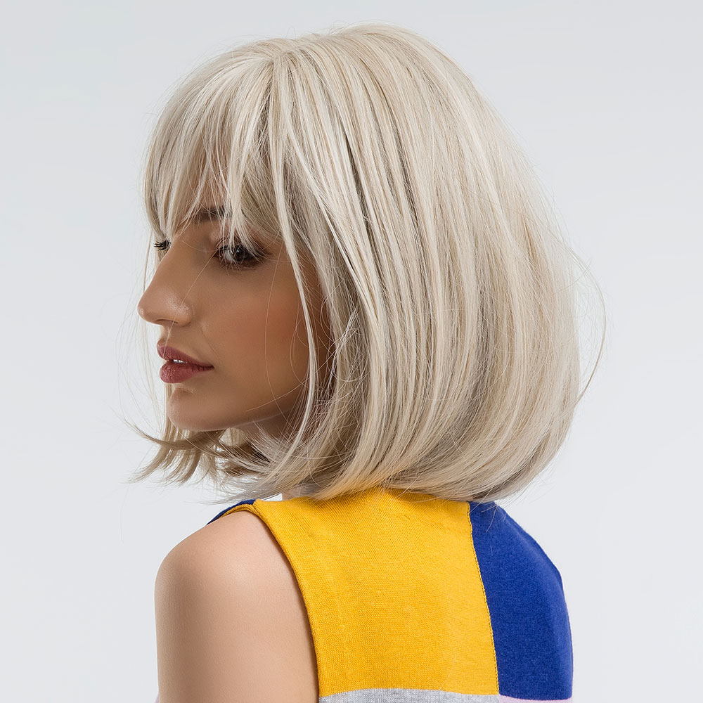 Peluca corta Bob rubia platino con flequillo, peluca rubia recta Natural sintética para mujeres blancas, cabello resistente al calor para fiestas diarias