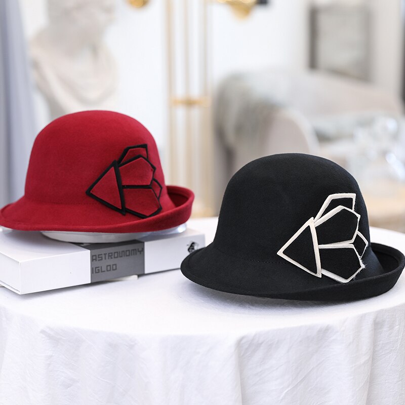 H291 Ladies Wool Fedoras Hat Women Fall Winter Korean Woolen Felt Cap Female British Retro All-match Cloche Church Caps