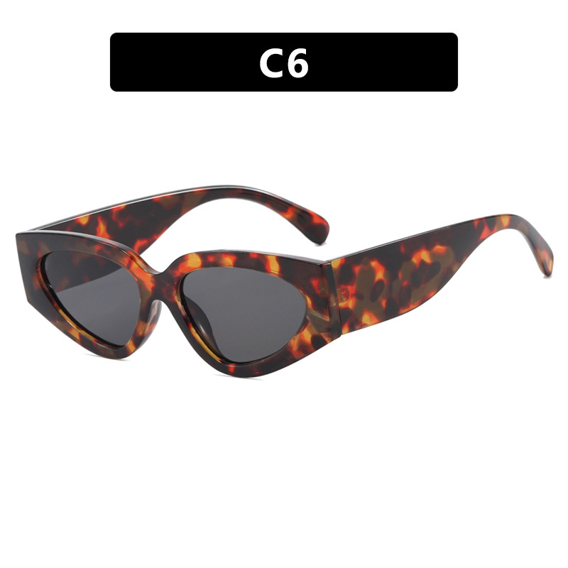 heevoo Punk Cat Eye Sunglasses for Women Brand Edgy Square Frame Plastic Retro Vintage Accessories: WHITE / black