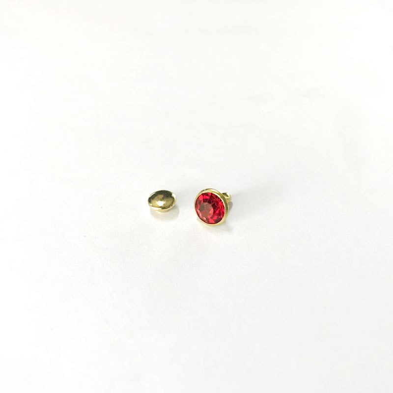 50PC 8MM Kristall Strass Dekorative Nieten Spikes DIY Leder Schuhe Kleidung Nieten Punk Zubehör NäHenne Bohrer Nagel Geschmack: rot Diamant