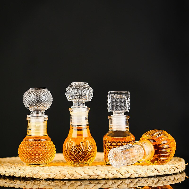 Botella vacía pequeña de Whisky, botella de vino de 50ml, Mini botellas de licor de Alcohol de vidrio con tapa de rosca