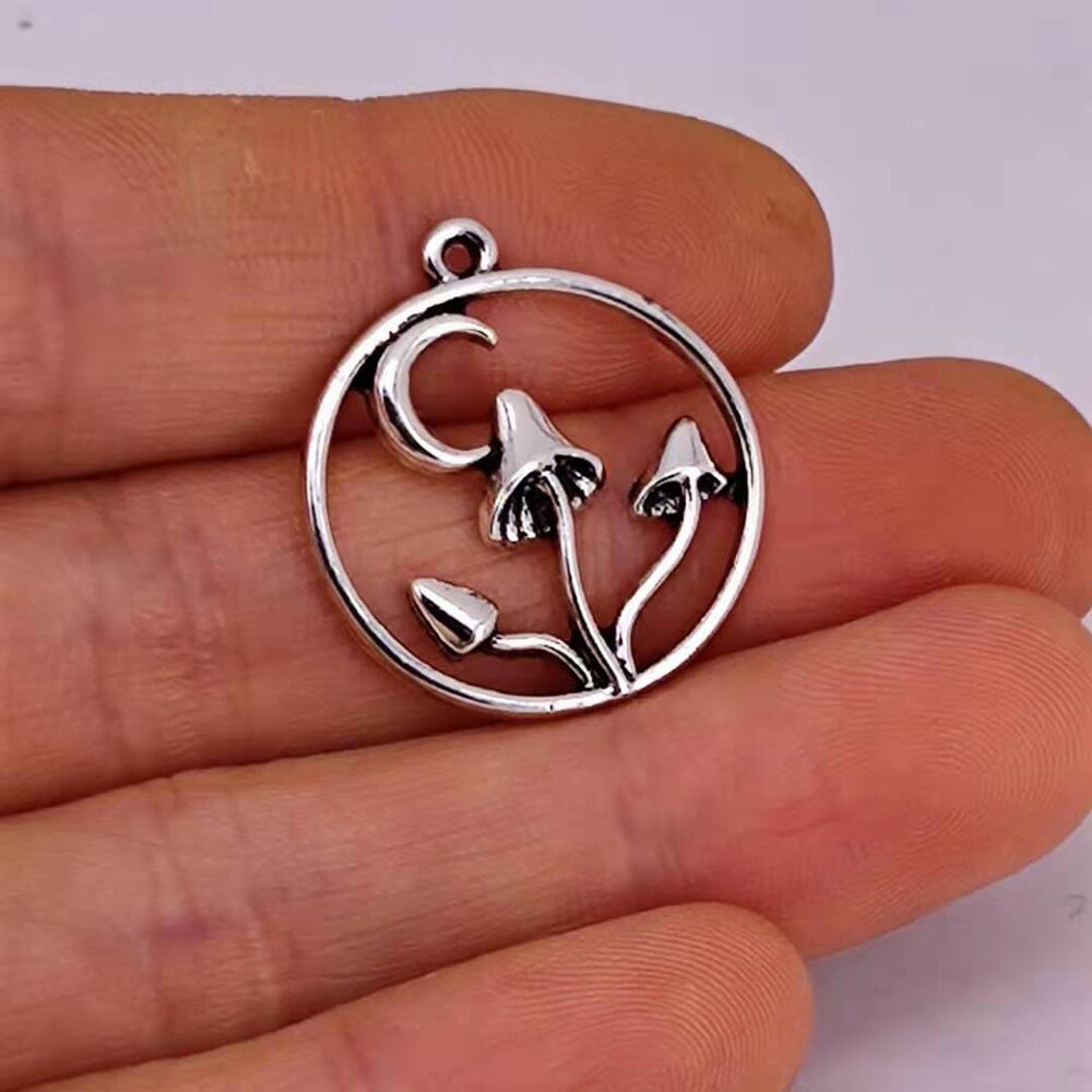 Hzew 5 st svamp skog hänge berlock måne svamp smycken fantasy alver fairy charms skog för kvinnor
