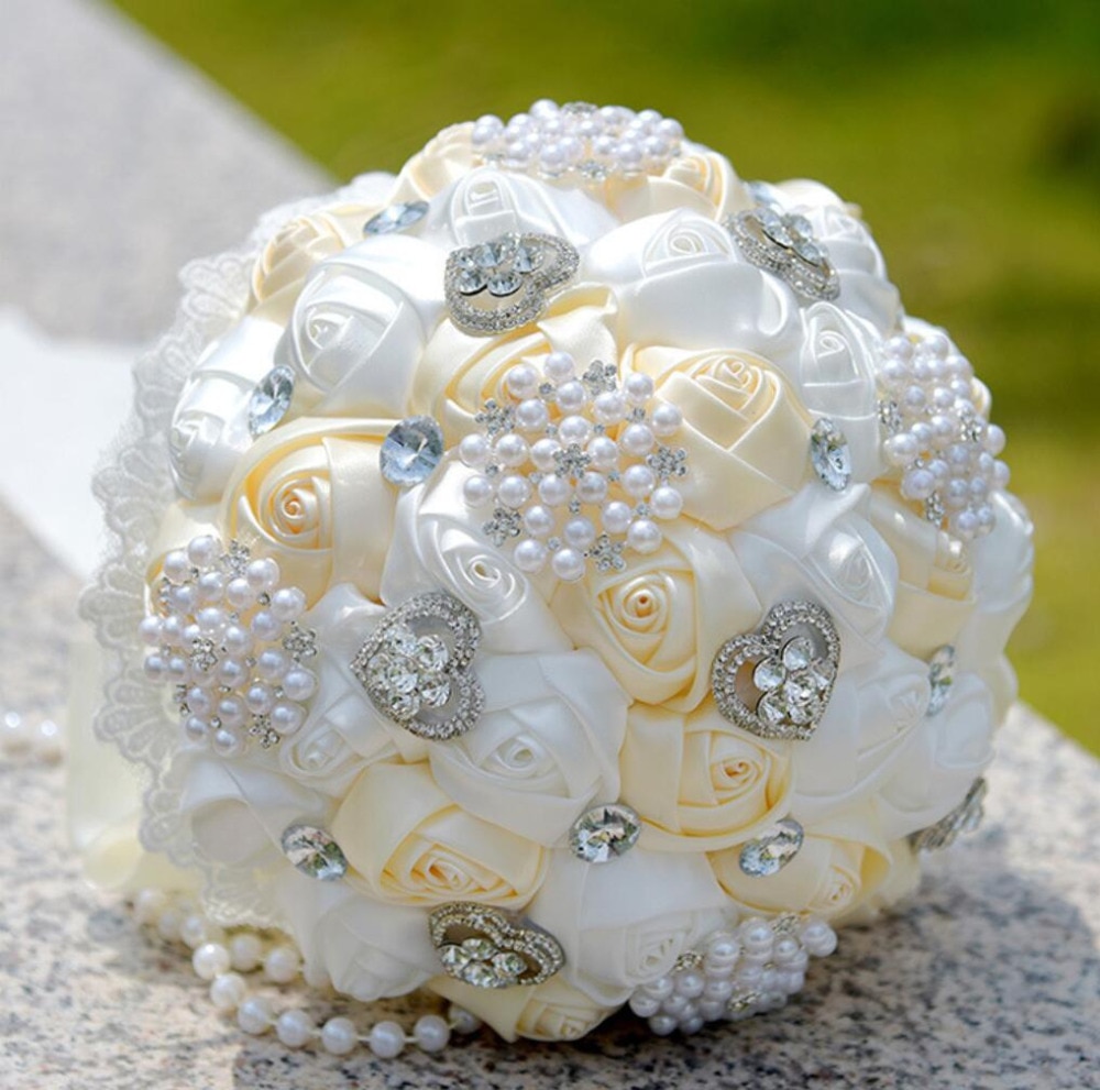 AYiCuthia Pearl Wedding Flower Bridal Bouquets Crystal Sparkle bouquet Bride Bridesmaid Wedding Bouquet S69